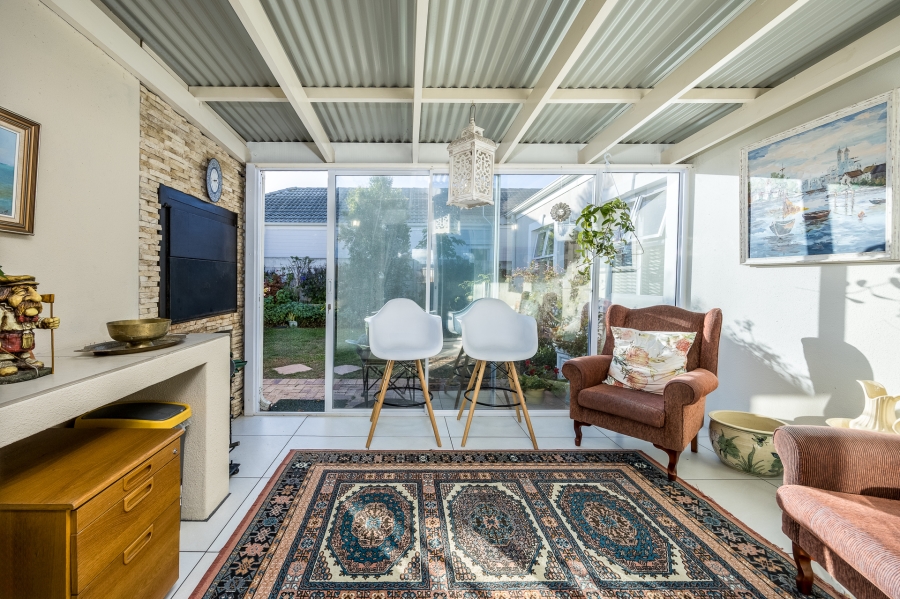 3 Bedroom Property for Sale in Sunningdale Western Cape